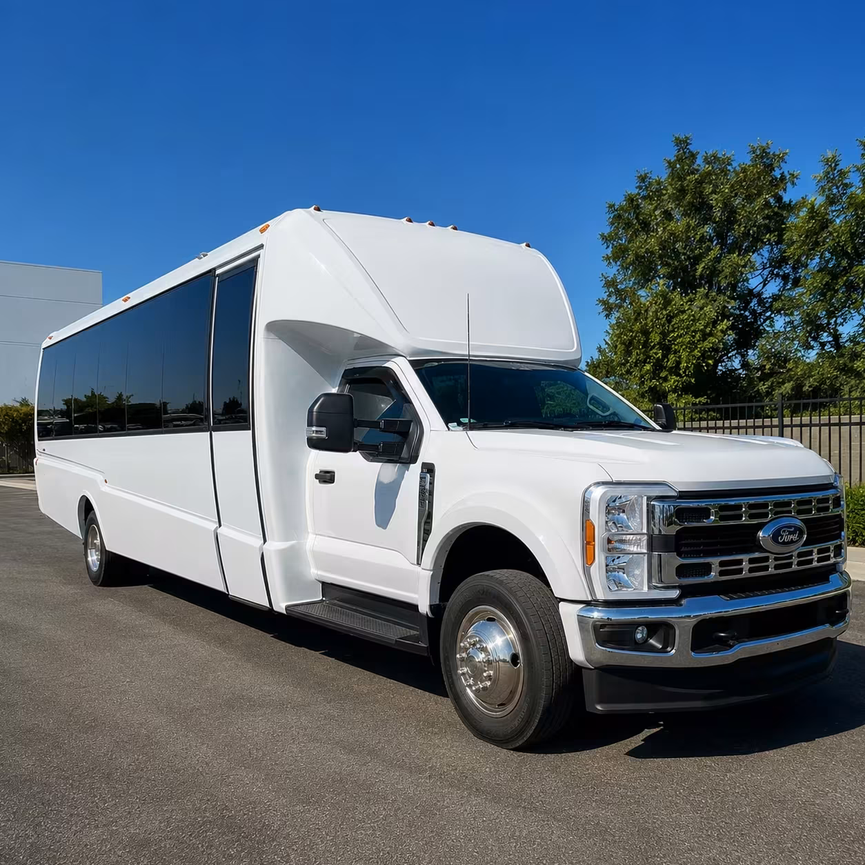 hawthorne minibus rentals for space and aviation field trips