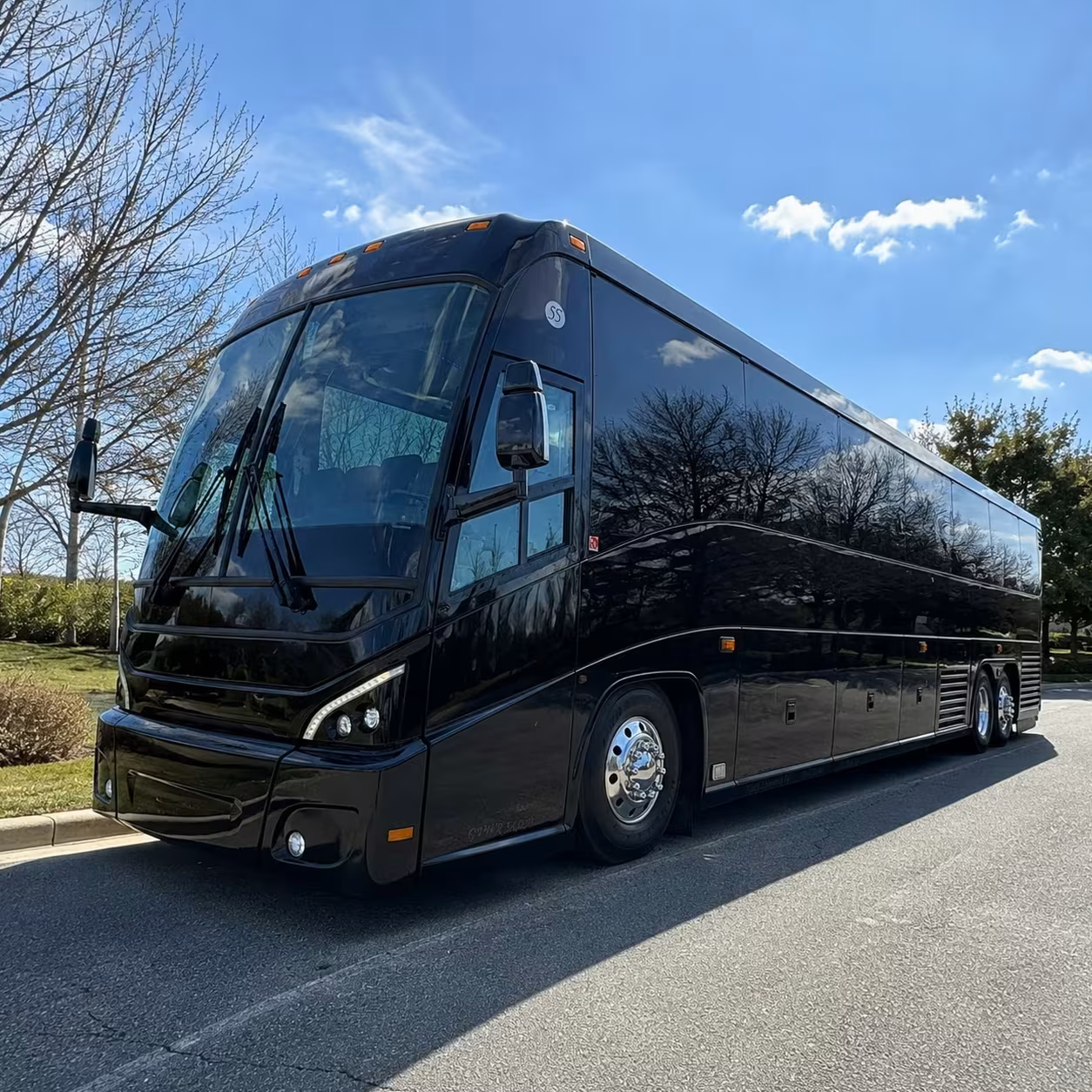 recurring hawthorne shuttle buses with flexible scheduling